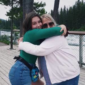 Meet your Posher, Aurora